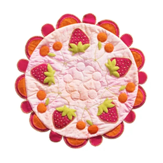 Penny rug pattern - Berry Cherry